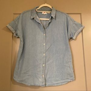 Levi’s Blue Chambray Button Down Top, Size M